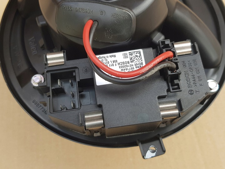 фото №8, Повітродувка повітропровід + резистор / audi a3 8p vw golf v seat leon ii / справна