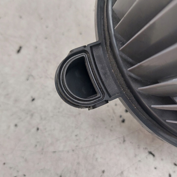 фото №11, Hyundai ix35 1,7 воздуходувка воздуховод f00s3b2442 новая