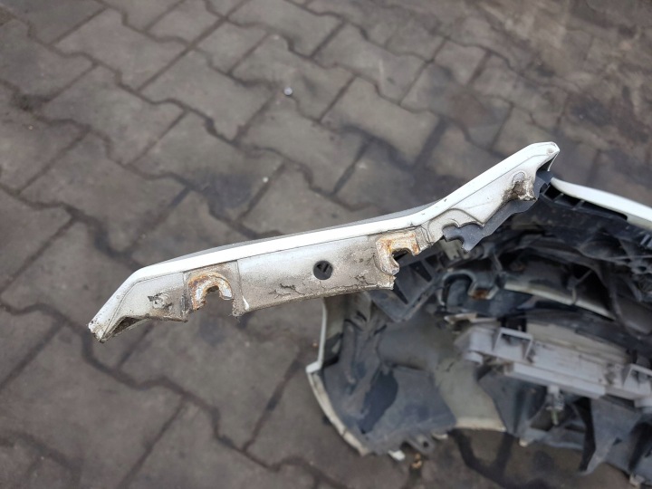 фото №14, Mercedes c w204 рестайлинг 11-14r amg бампер перед передний pdc 650