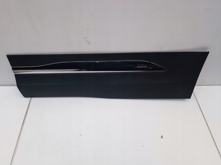 фото №1, Mercedes gla 247 планка дверь левая зад a2477374900