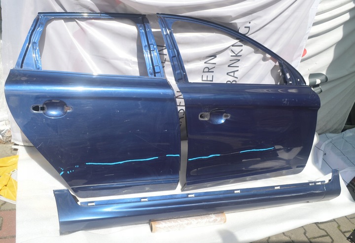 фото №1, Дверь правые перед volvo xc 60 xc60 i 2008 - дверь зад правый планка пороговая