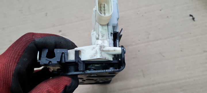 фото №7, A6 c7 4g замок дверь правые зад 9 pin 4g0839016 a7 4g