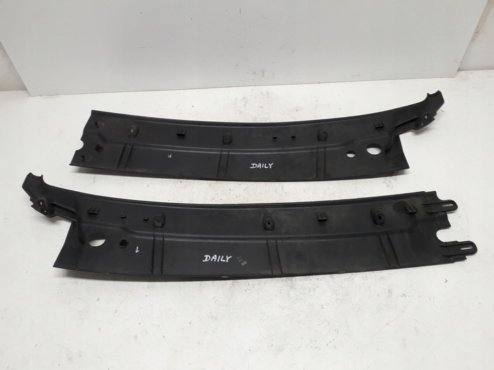 фото №6, Iveco daily 3 iii 35c18 06- панель под лобовым стеклом 3800487 3800488