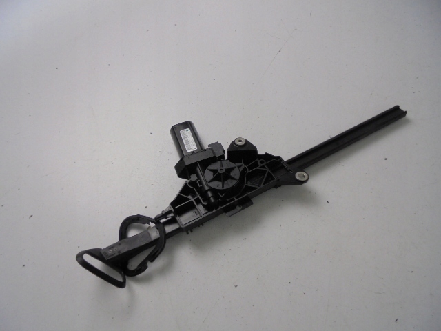 фото №1, Podajnik ременя правий перед mercedes e-klasa купе w207 2010 r