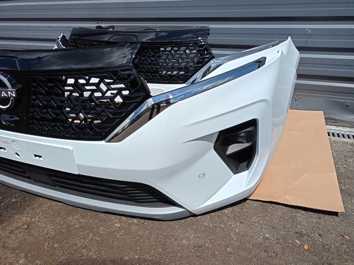 фото №6, Бампер перед демонтаж 6 pdc nissan townstar 21- электрик разные версия