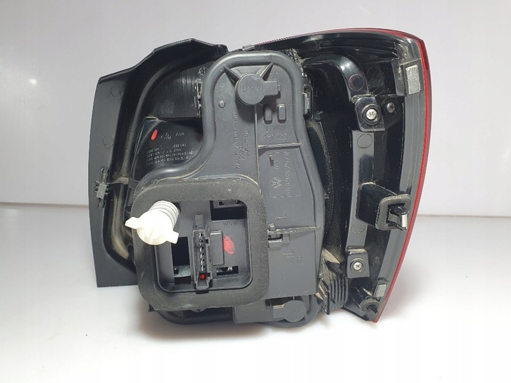 фото №8, Volkswagen polo 6r дорестайлинг лампа левая задняя левый зад оригинал superstan