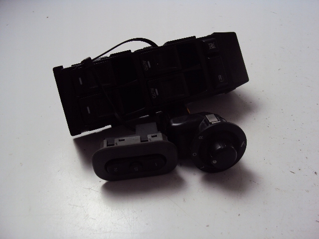 фото №1, Панель скло лівий перед jeep grand cherokee wk 04-10