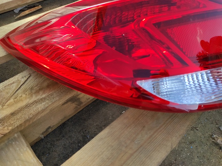 фото №13, Лампа зад задняя правая lub левая opel insignia hb