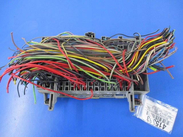 фото №2, Opel astra f 1.6 коробка корпус запобіжників