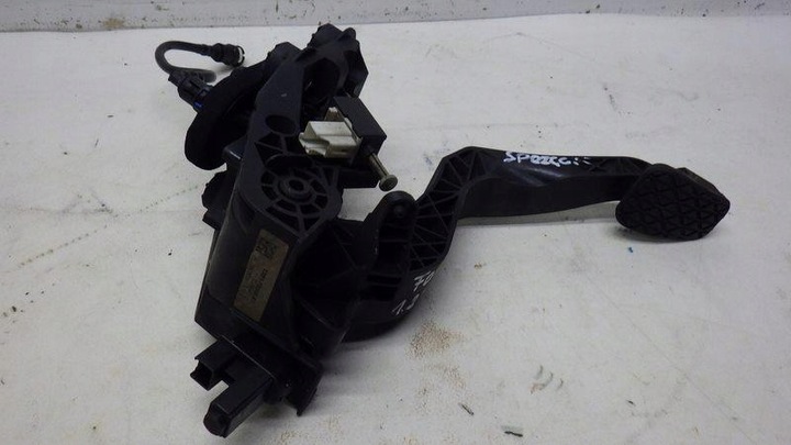 фото №3, Педаль зчеплення ford ka + iii 1.2 t e3b1-7b633-ae