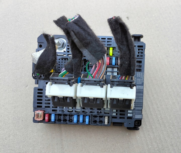 фото №1, Citroen c4 picasso ii 1,6 hdi модуль bsm z03