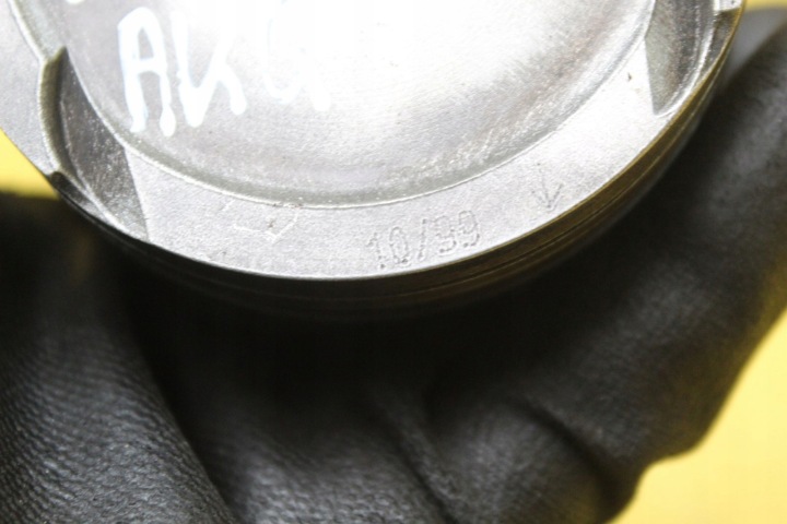фото №15, Поршень шатун шатун 037f golf iv 1.4 b akq