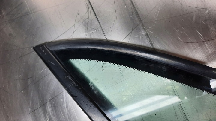 фото №6, Скло кузовна ліва audi 80 93r sedan