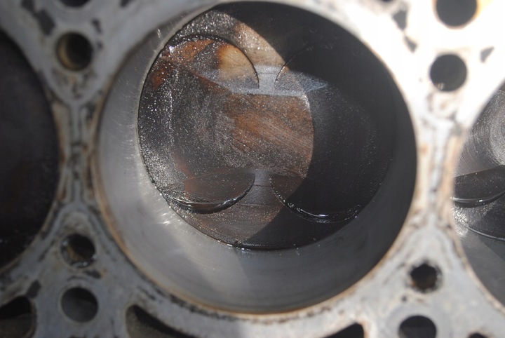 фото №10, Двигун блок двигуна dół wał поршні audi a6 c6 2.4 v6 bdw 177km