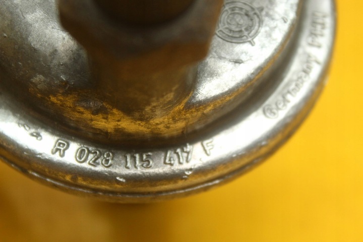 фото №6, Основа корпус фільтра масла vw transporter t4 1.9 tdi abl 028115417f