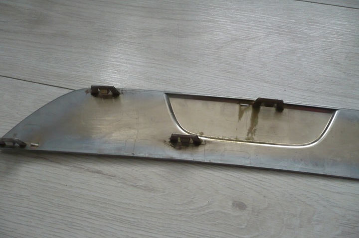 фото №10, Mercedes a w213 планка хром накладка бампер зад