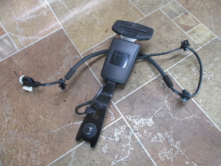 фото №2, Smart forfour 454 застёжка ремня левый перед