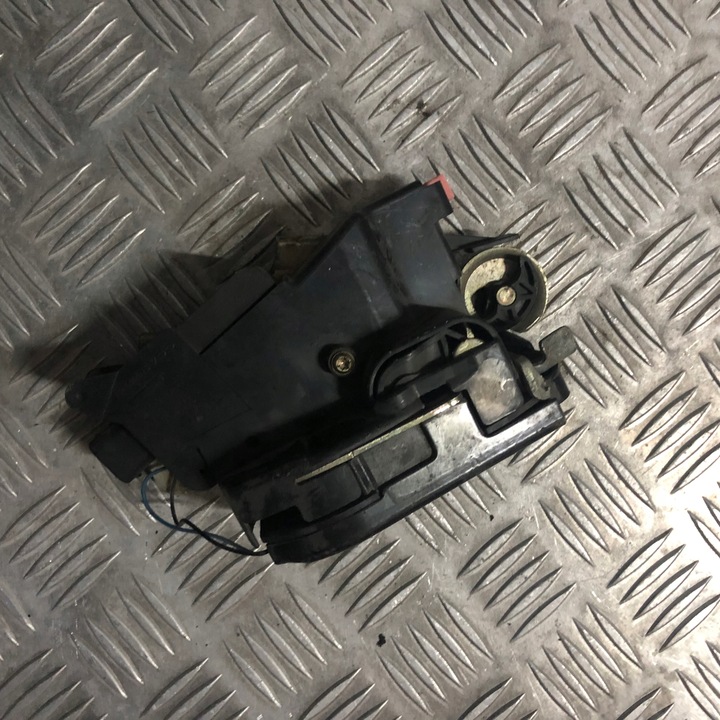 фото №1, Замок дверь левый перед vito a6397200635