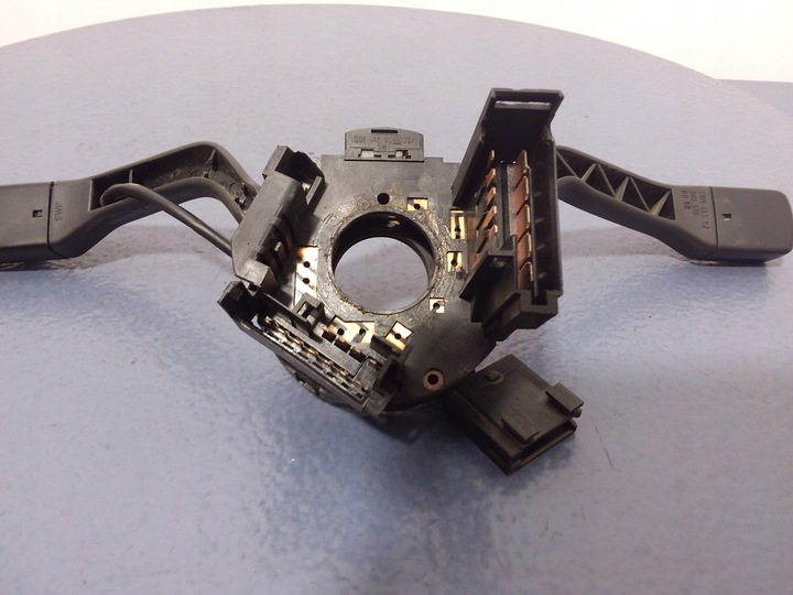 фото №8, Vw passat b3 b4 golf ii переключатель комбинированный подрулевые рычаги mfa 333953503a