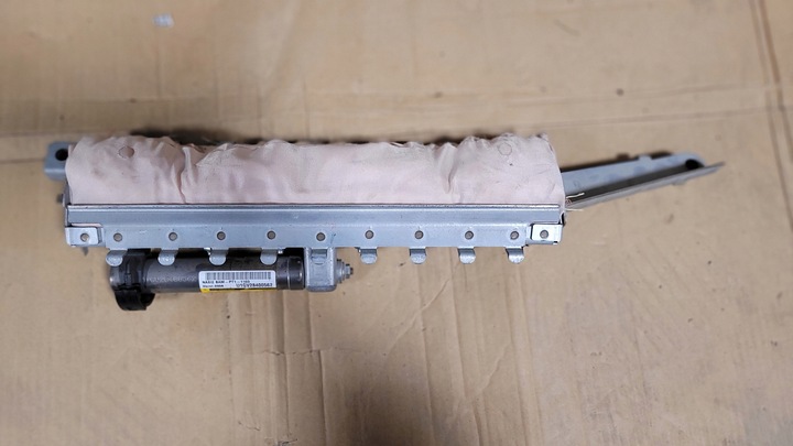 фото №1, Подушка коленная audi a4 b7 cabrio оригинал