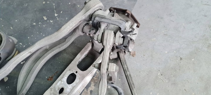 фото №1, Sq5 80a q5 поворотный кулак рычаг рычаги зад сторона левая 80a505431g