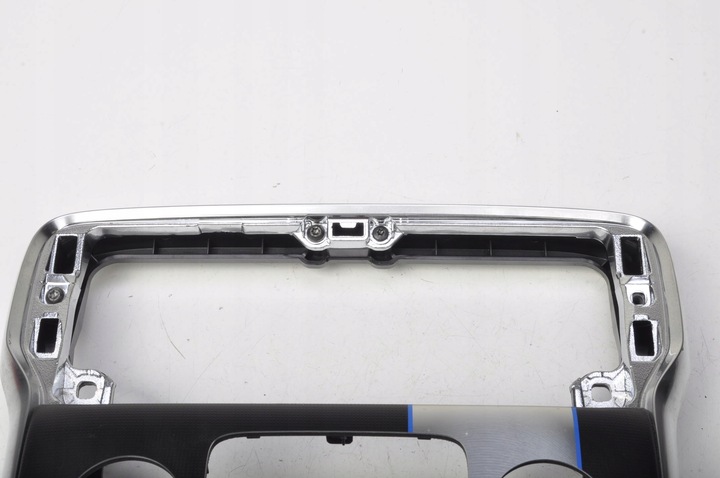 фото №2, Volvo v40 ii рамка панель кондиционера 08632794