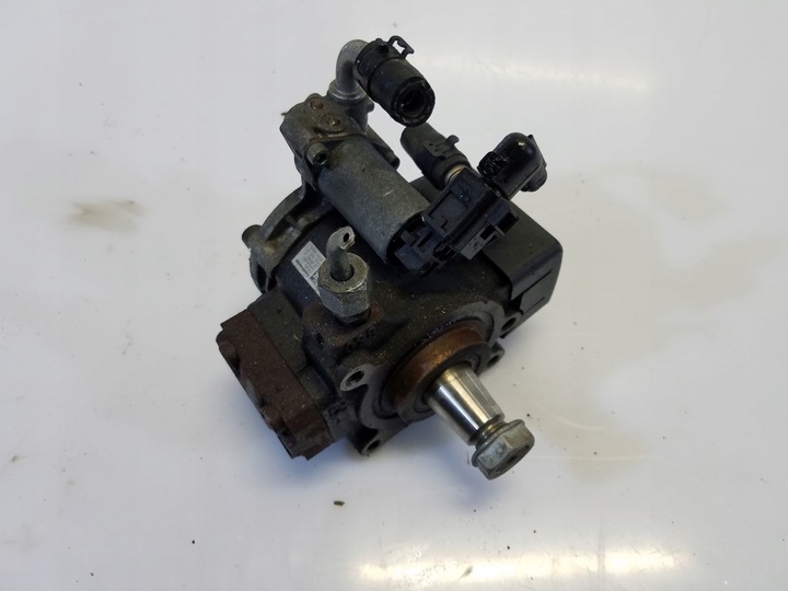 фото №1, Насос впрыскивающий seat leon ii рестайлинг 1.6 tdi 03l130755e