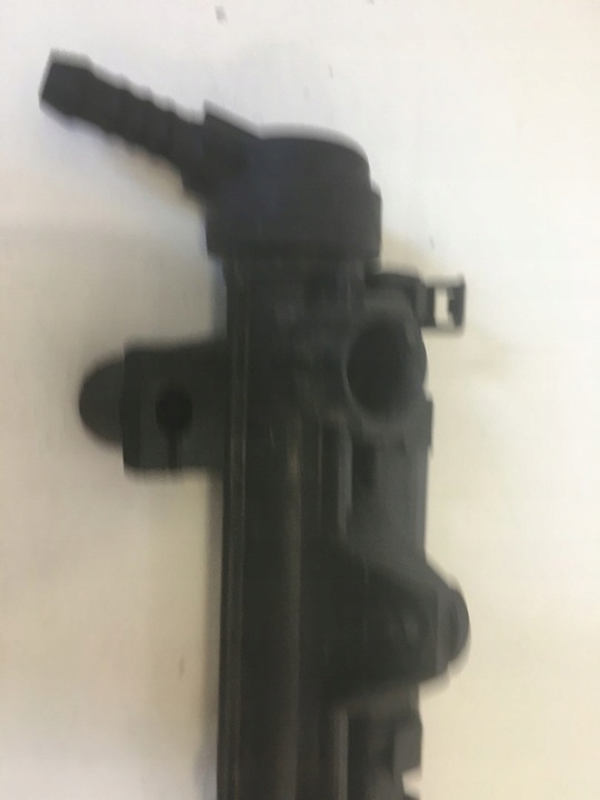 фото №15, Планка впрыскивающий форсунки 03e133320 ibiza iv 1.2