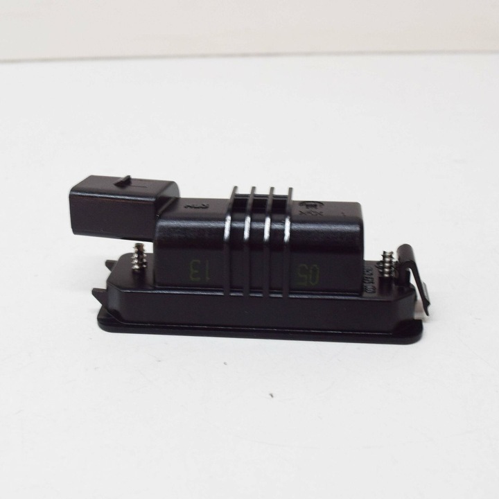 фото №6, New audi r8 42 license plate light 6q0943021b