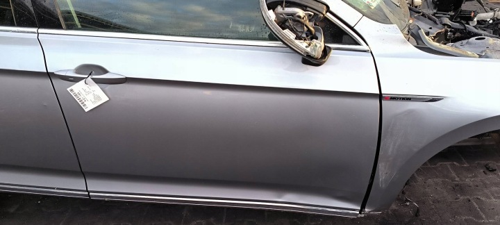 фото №9, Правая дверь перед lb7s volkswagen passat b8