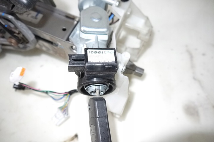 фото №5, Ключ замок запалювання колонка імобілайзер mazda 5 c23666938b