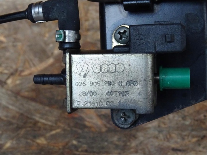 фото №3, Audi rs4 b5 2.7t 2.7 biturbo asj 00-01 клапан вакуум egr 078131115d