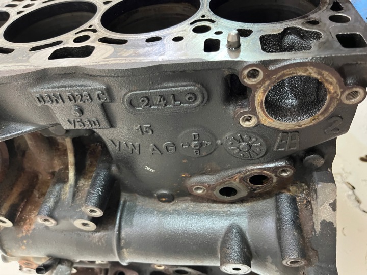 фото №8, Блок  двигуна audi a4 b9 8w 2.0 tdi 03n023c det повний !