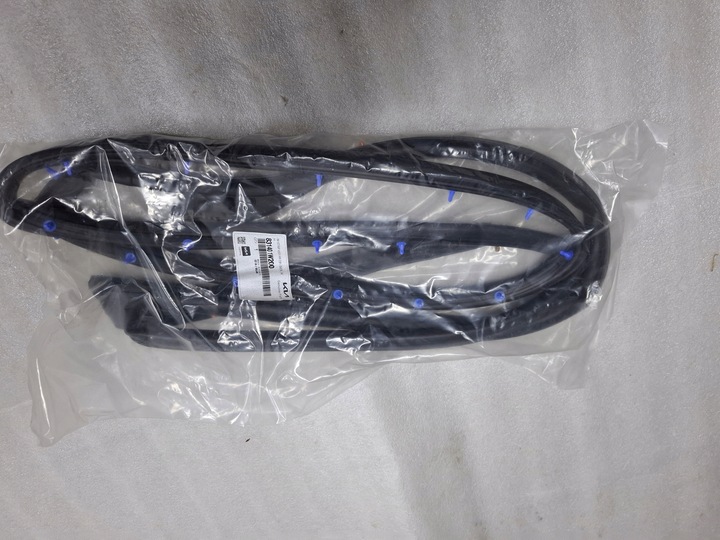 фото №1, Hyundai i40 ii прокладка двері праві перед 82130-3z000 нова