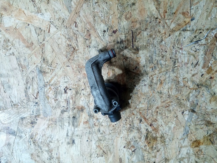 фото №8, Клапан egz vw passat b5 2.3 vr5 agz 071131119