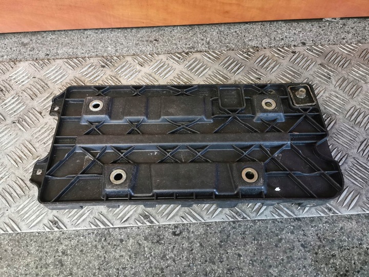 фото №2, Основа акумулятора vw оригінальний номер 3d0804869b