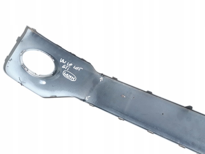 фото №11, Накладка решётки перед vw up рестайлинг gti 1s0853665ag