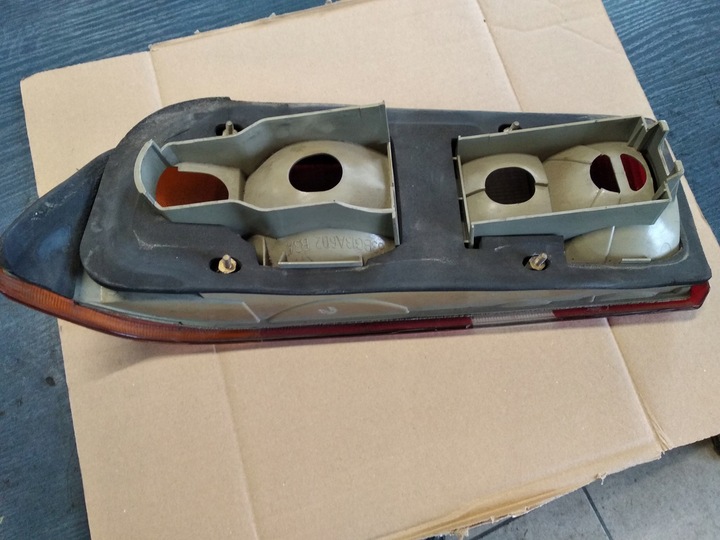 фото №9, Лампа задня права зад ford sierra 83bg13a602b3a