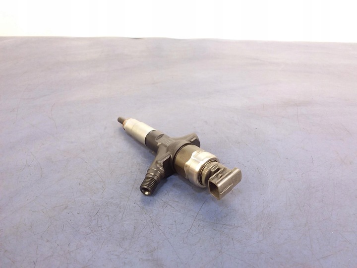 фото №1, Subaru forester iii 2.0 d инжектор топлива denso