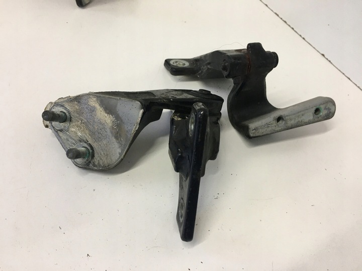 фото №9, Петли дверь правые vw new beetle 1c 1c0831412a