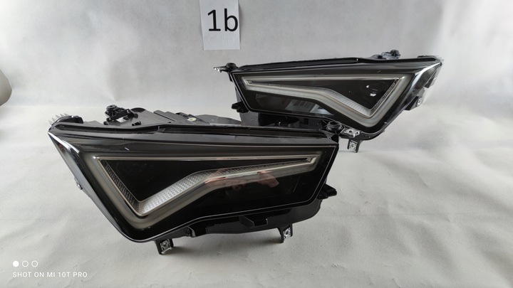 фото №1, Seat ateca рестайлинг полный led левый правый 576 фара