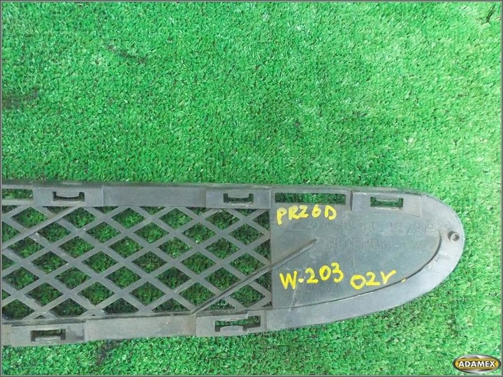 фото №7, Mercedes w203 c-klasa 2002 решітка бампера перед