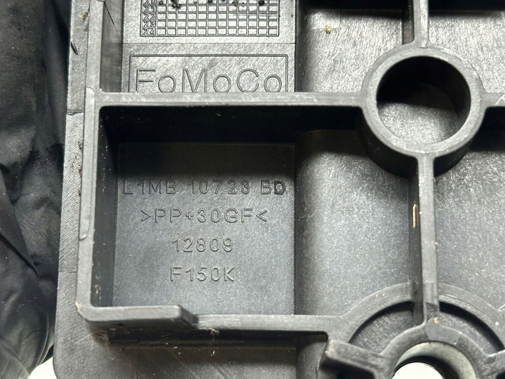 фото №7, Ford explorer vi 2020 полка акумулятора