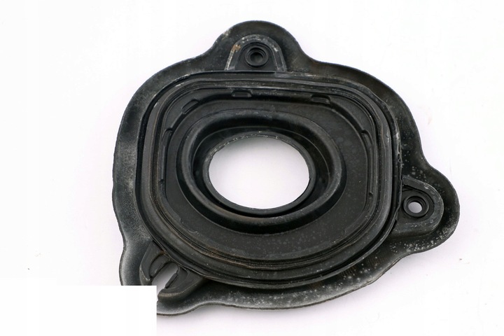 фото №9, Bmw f10 f11 f12 f13 гумова накладка прокладка підскло