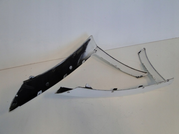 фото №11, Mercedes cla 118 планка спойлер бампера правые левый