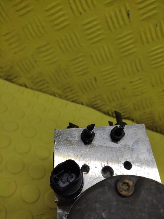 фото №6, Nissan primera p12 2.0 насос abs 0265202524