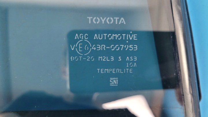 фото №13, Toyota rav4 v 19r скло трикутник двері ліва зад 68189-42070