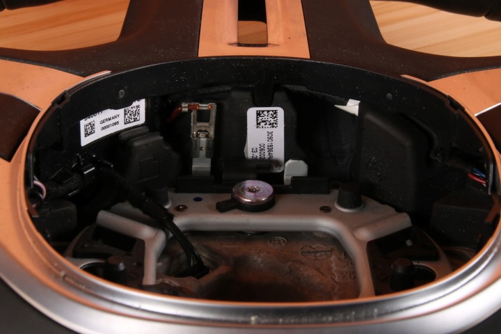 фото №14, Bmw m5 f90 m8 f91 f92 f93 x5m x6m оригинальная руль m-power лепестки