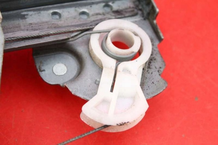фото №11, Підйомник вікна ліві перед eu 118671lh citroen c1 5d 06r