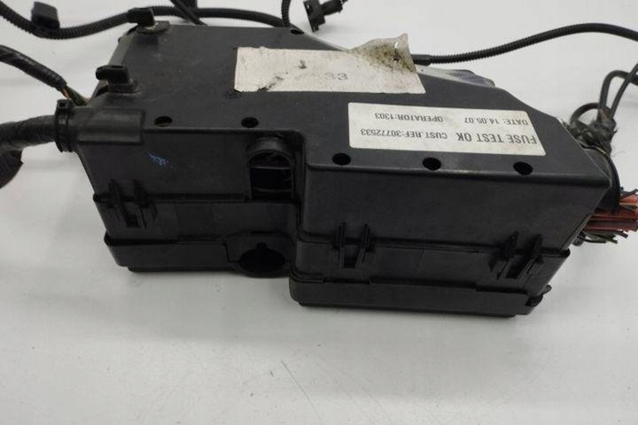 фото №8, Коробка предохранителей volvo v50 mw 8688040 1.6l дизель 81kw 2007